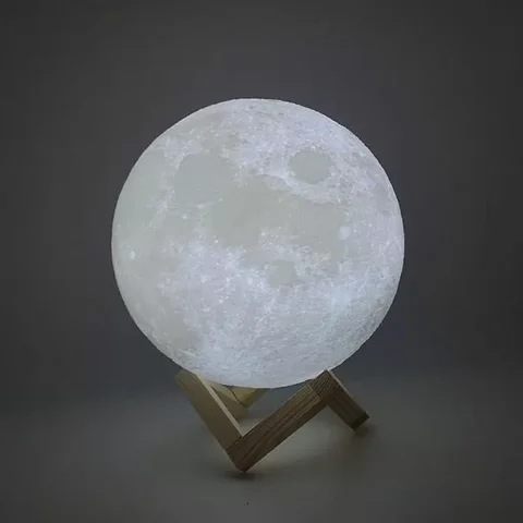 Нічник-світильник 3D Місяць Moon Light 17,5 см на акумуляторі, сенсорний
