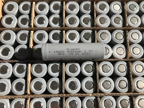Акумулятор Wimpex 18650 4000 мА·год 3,7 В Li-ion, сірий