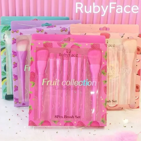 Набір пензликів для макіяжу Ruby Face Fruit, 8 шт